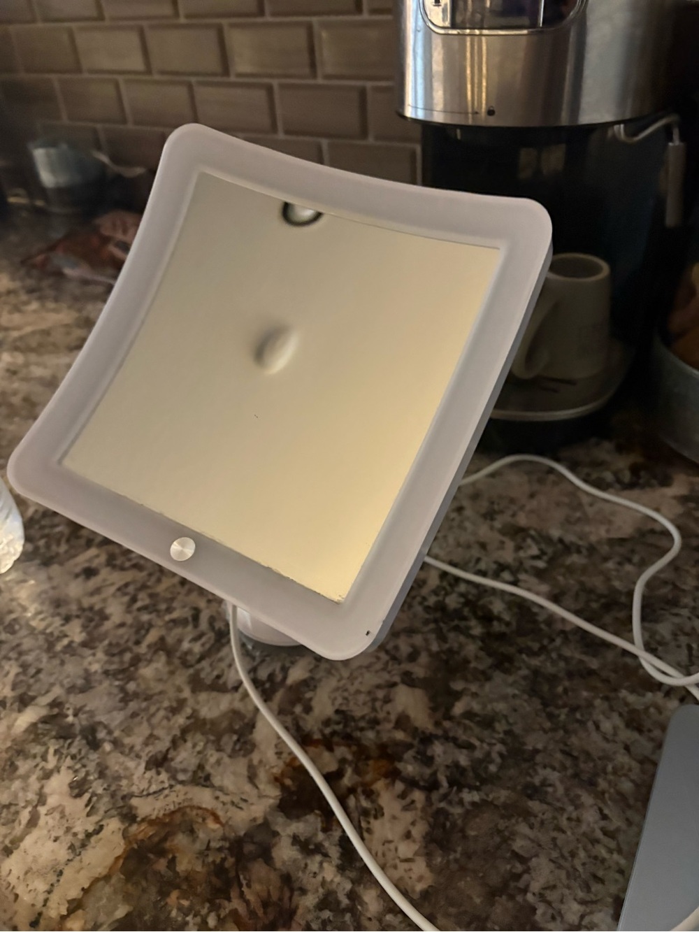 LED Lighted Vanity Mirror - White